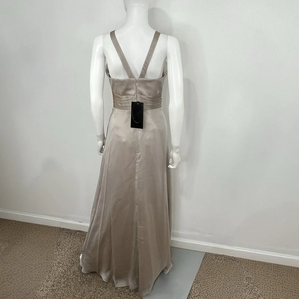 🤍✨ NWT Belsoie Taupe Formal Gown – Size 8 💍👗 - Picture 3 of 9